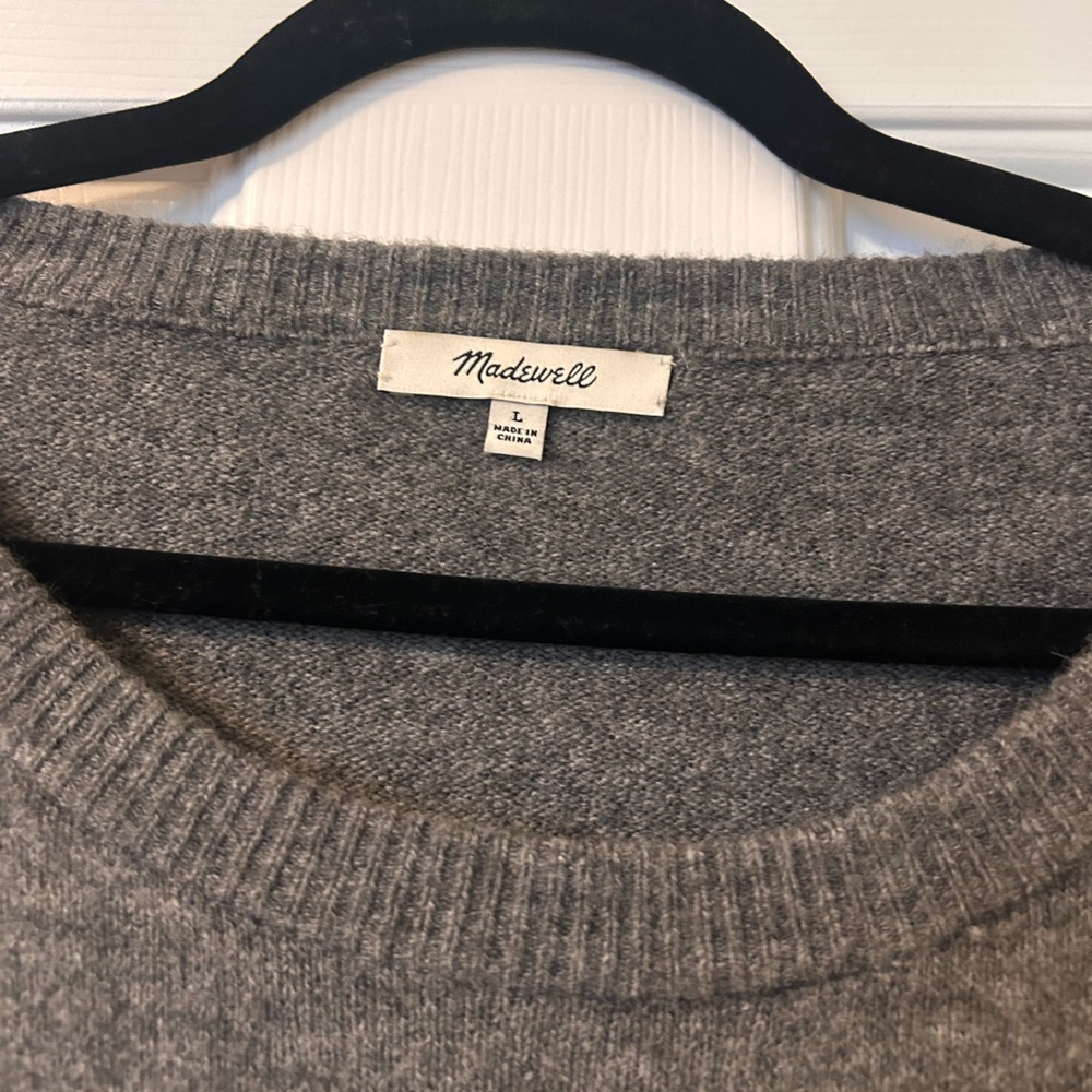 Gray Heart Pattern Sweater - image 3